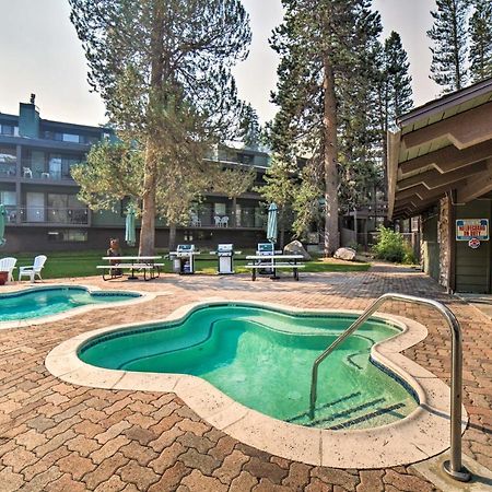 Mammoth Mtn Escape With Pool And Walk To Ski Lift Apartment Mammoth Lakes Exterior photo